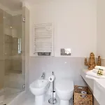 Апартаменти Palais De La Rose 3 *