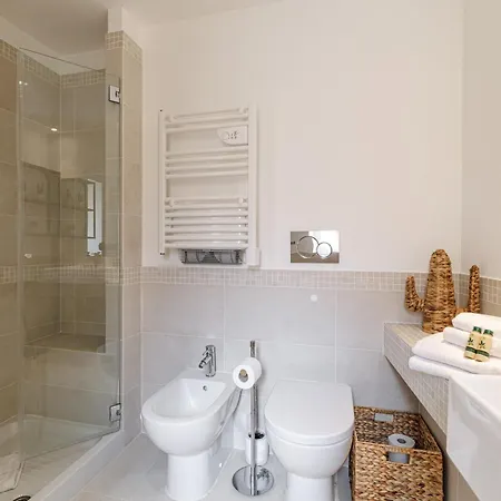 Apartmán Rose 3- Climatisation-centre Ville-plage *