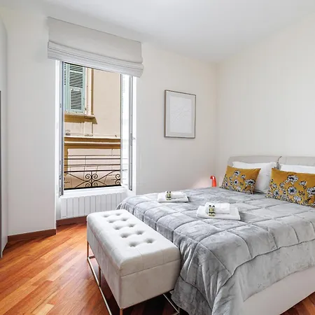 Palais De La Rose 3 * Menton