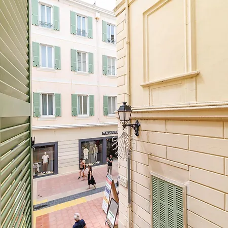 Apartamento Palais De La Rose 3 *