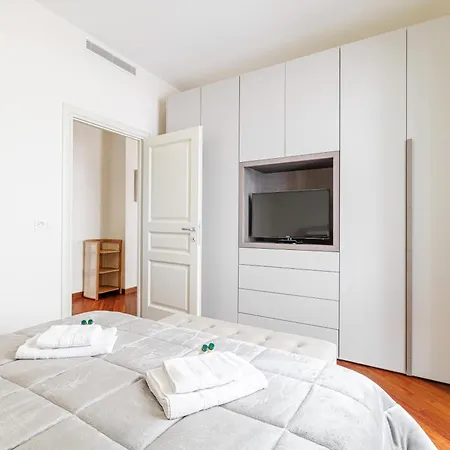 Palais De La Rose 3 Apartment