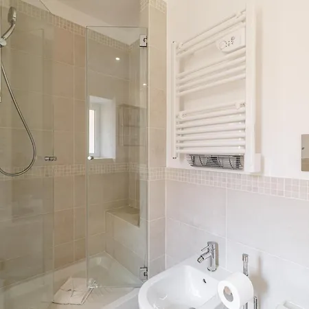 Apartment Palais De La Rose 3 Menton