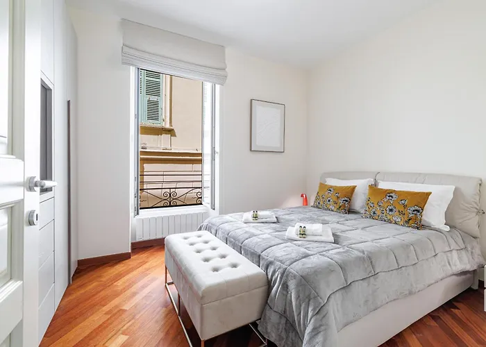 Palais De La Rose 3 * Menton