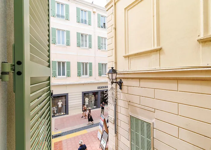 Apartment Palais De La Rose 3 *